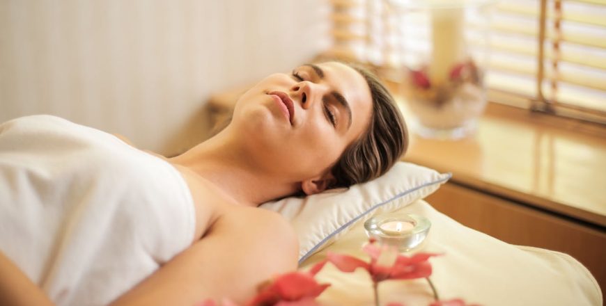 Corso-Massaggio-Olistico-BodySoul-con-rilascio-diploma-870x440.jpeg