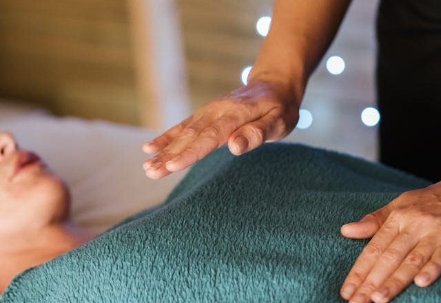 Pranic-Energy-Healing.jpg